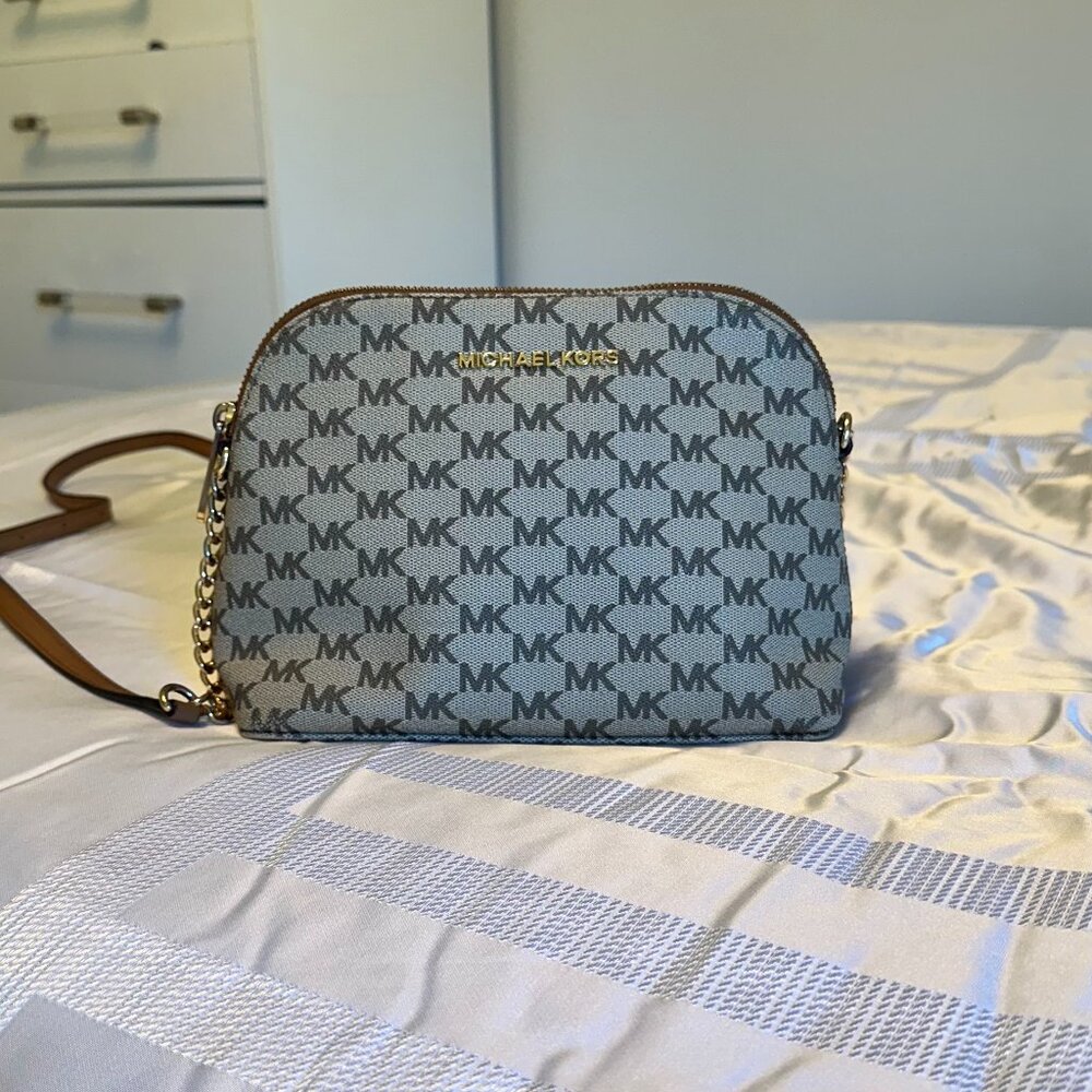 MICHAEL KORS Cindy Dome Crossbody Bag